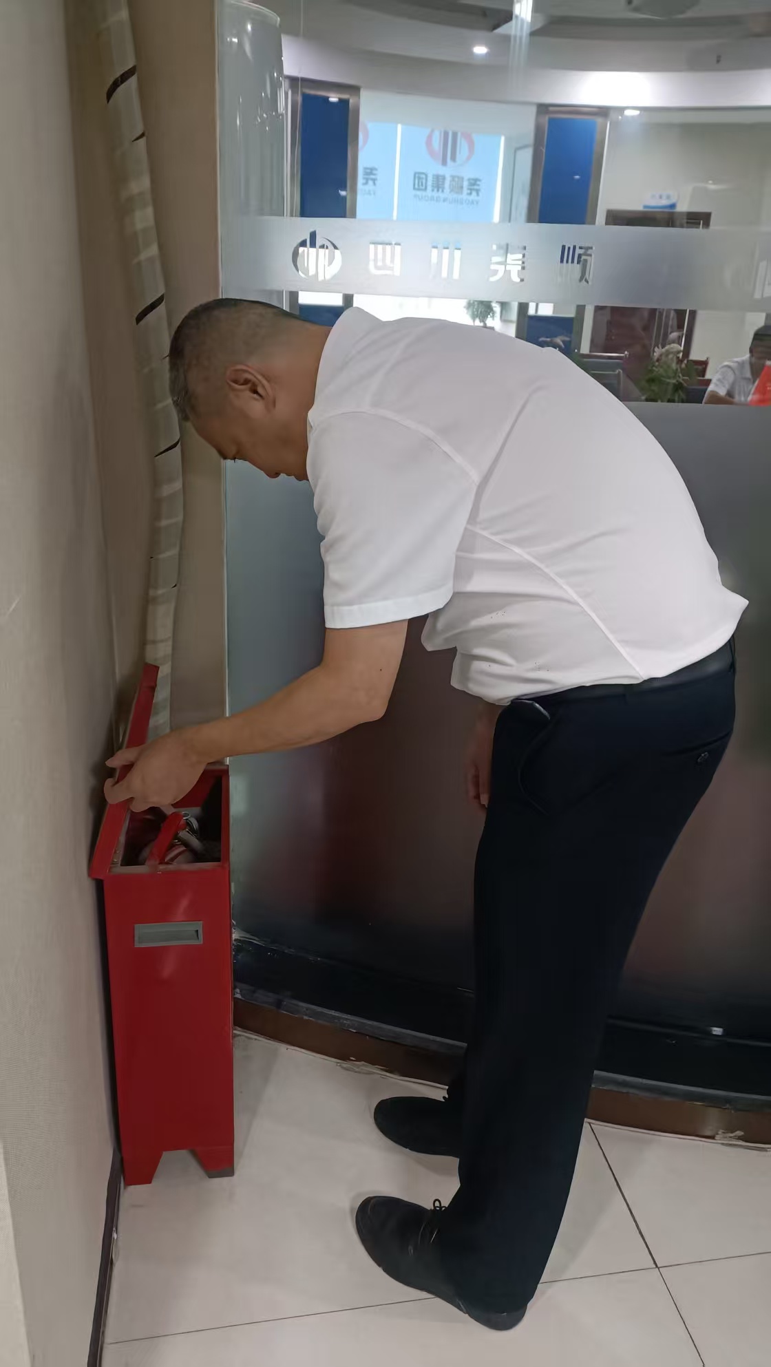 微信图片_20250922115934_2333_170.jpg 微信图片_20250922115934_2333_170.jpg